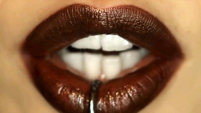 Брюнетки, Большие жопы, Большие сиськи, В чулках, Зрелые женщины, Мамки, Зрелые в чулках,