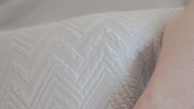 Блондинки, Маленькие сиськи, Худые, В чулках, Измена,